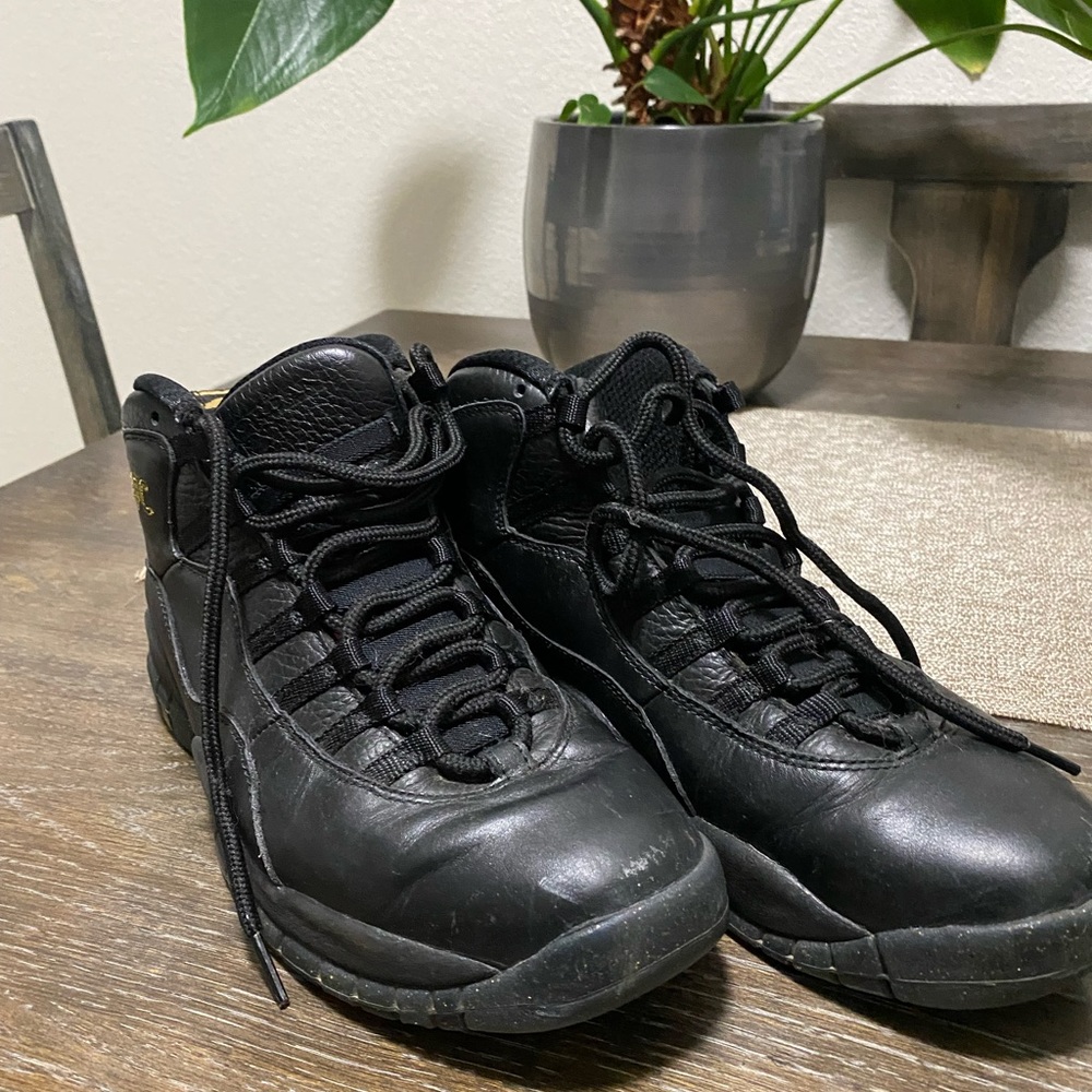 Jordan’s 10’s
